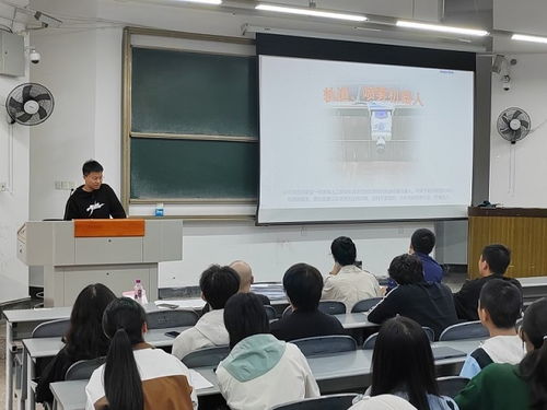 西华大学第八届 校友杯 创新创业大赛暨第九届中国国际 互联网 大学生创新创业大赛电气与电子信息学院选拔赛顺利开展