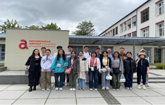 2023年“红柳国际--名校研学”学生暑期赴国(境)外研学项目圆满完成